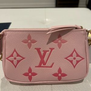 Louis Vuitton Mini Pochette from by the pool collection!